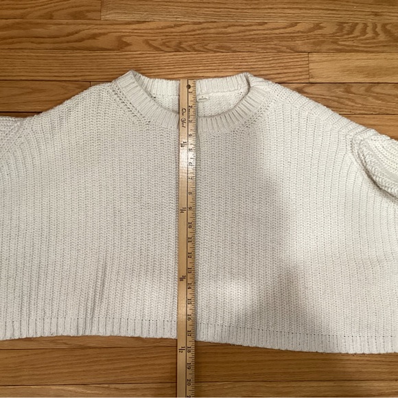 Moth (Anthropologie) Sweater, Cream, Yak blend, Size Medium - Picture 10 of 11
